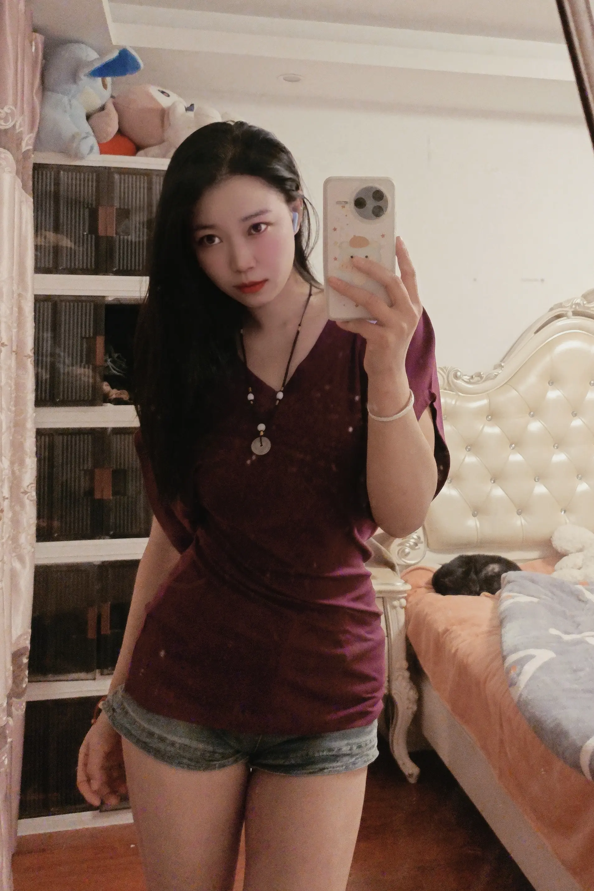 你没钱又爱玩说了也不改，选择一直跟你的女人也是蠢货。