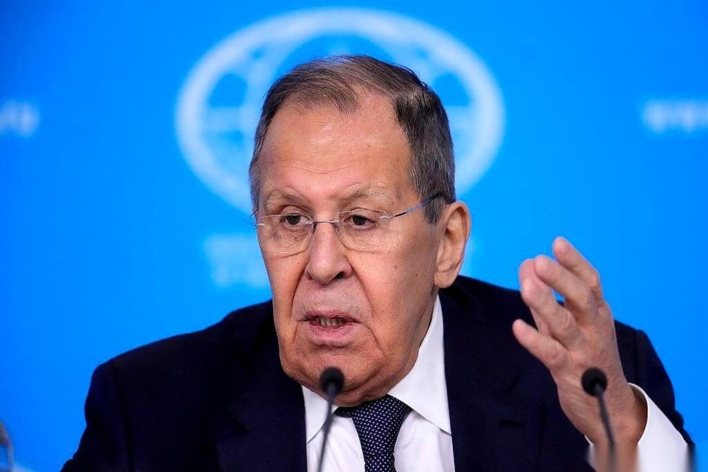 为了块地，大哥们自己先吵起来了。
格陵兰。
你敢信？放以前这种事根本闹不起来。一