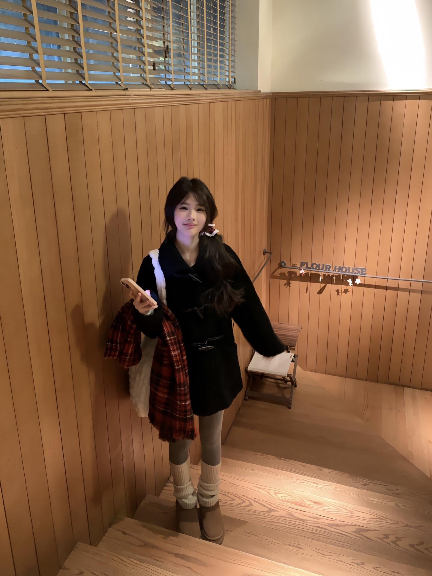 小猫🐈路过՞•･•՞🐾