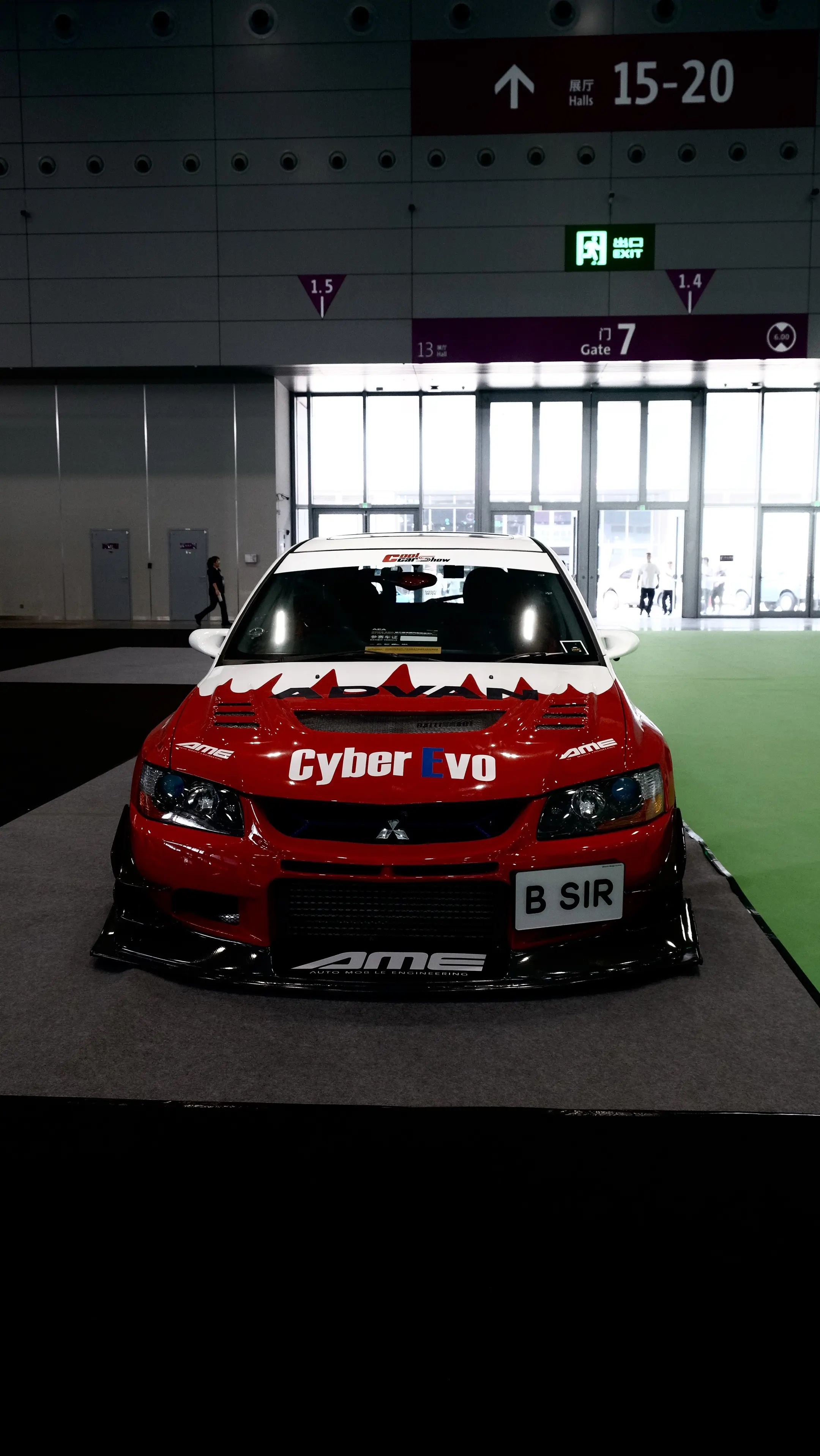 三菱Evolution 9代瓦罐。可以想象到搭载三菱4G63T红头机的...