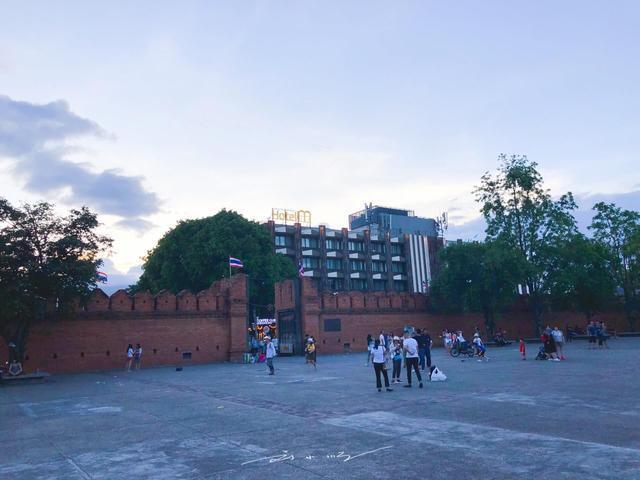 泰国正在“消失”的网红城市：中国人真的不再喜欢清迈了吗？

泰国是深受中国人欢迎