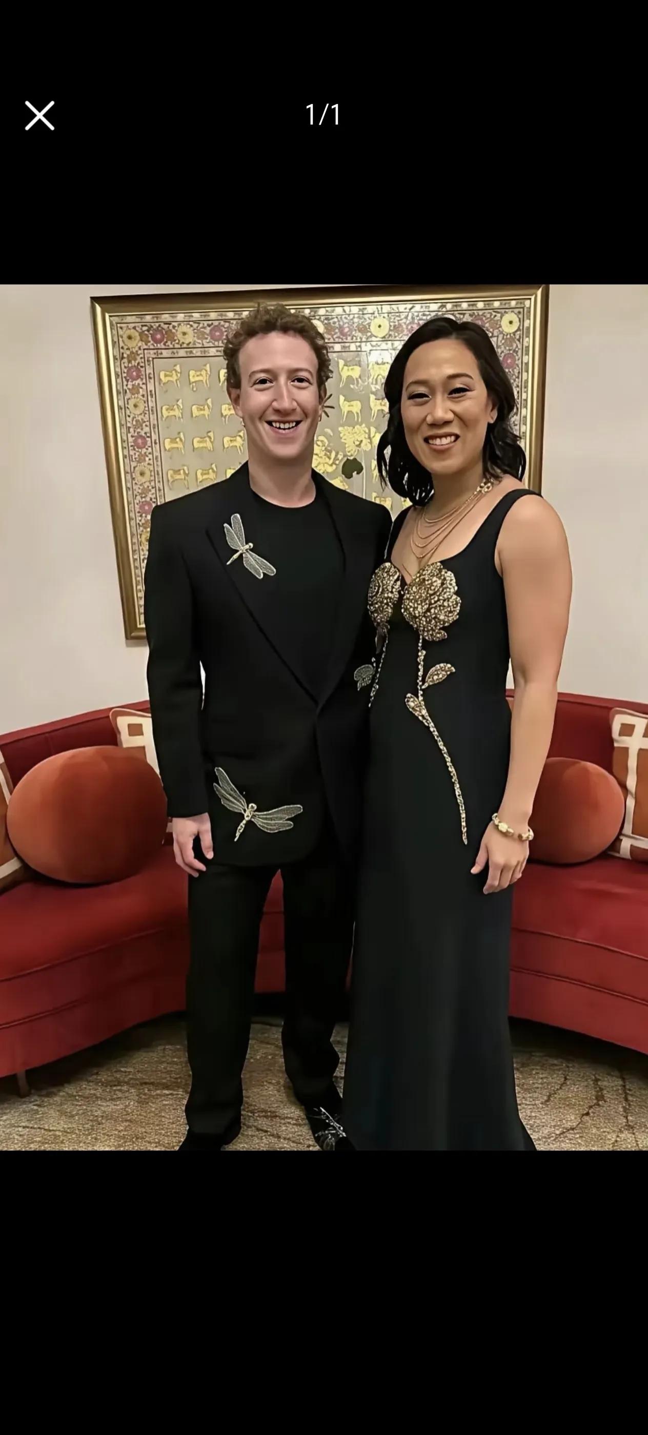 看到他老婆，
曹操都摇头[笑哭]
只能说真的爱情，无惧长相，
只求情感上的共振，