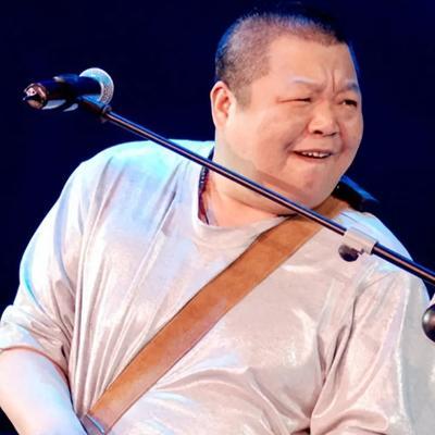 54岁的臧天朔，在死前半年，把2000万的家底和所有值钱的手表、金链子，全砸进了