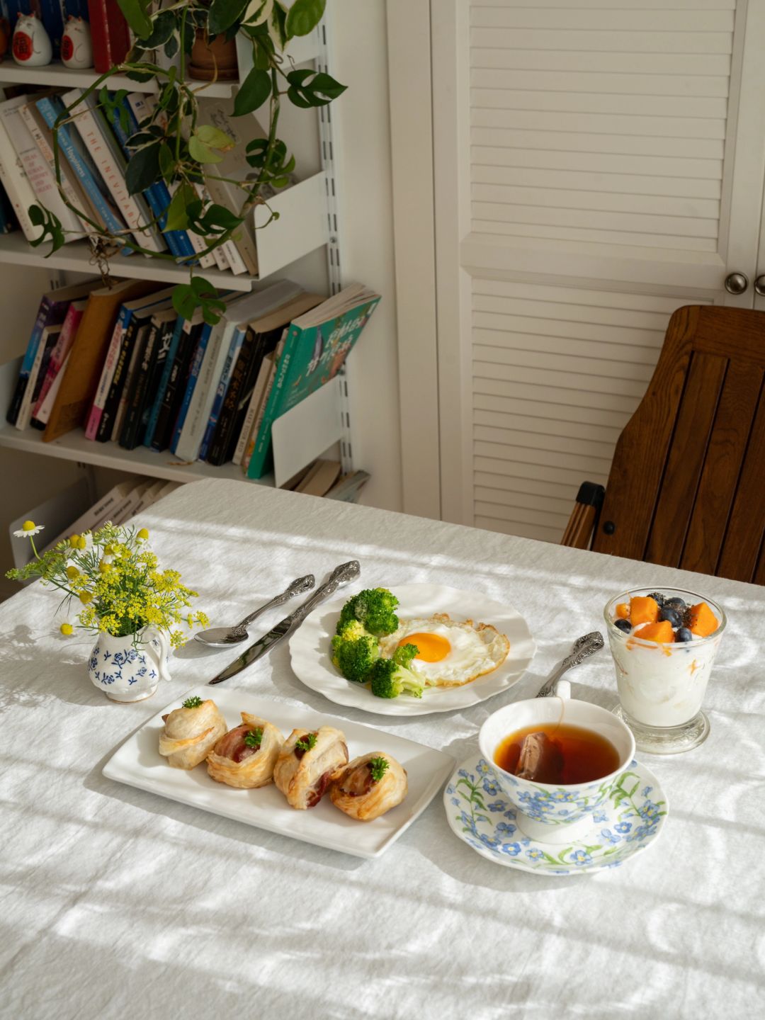 第1378份不重样早餐｜番茄培根卷