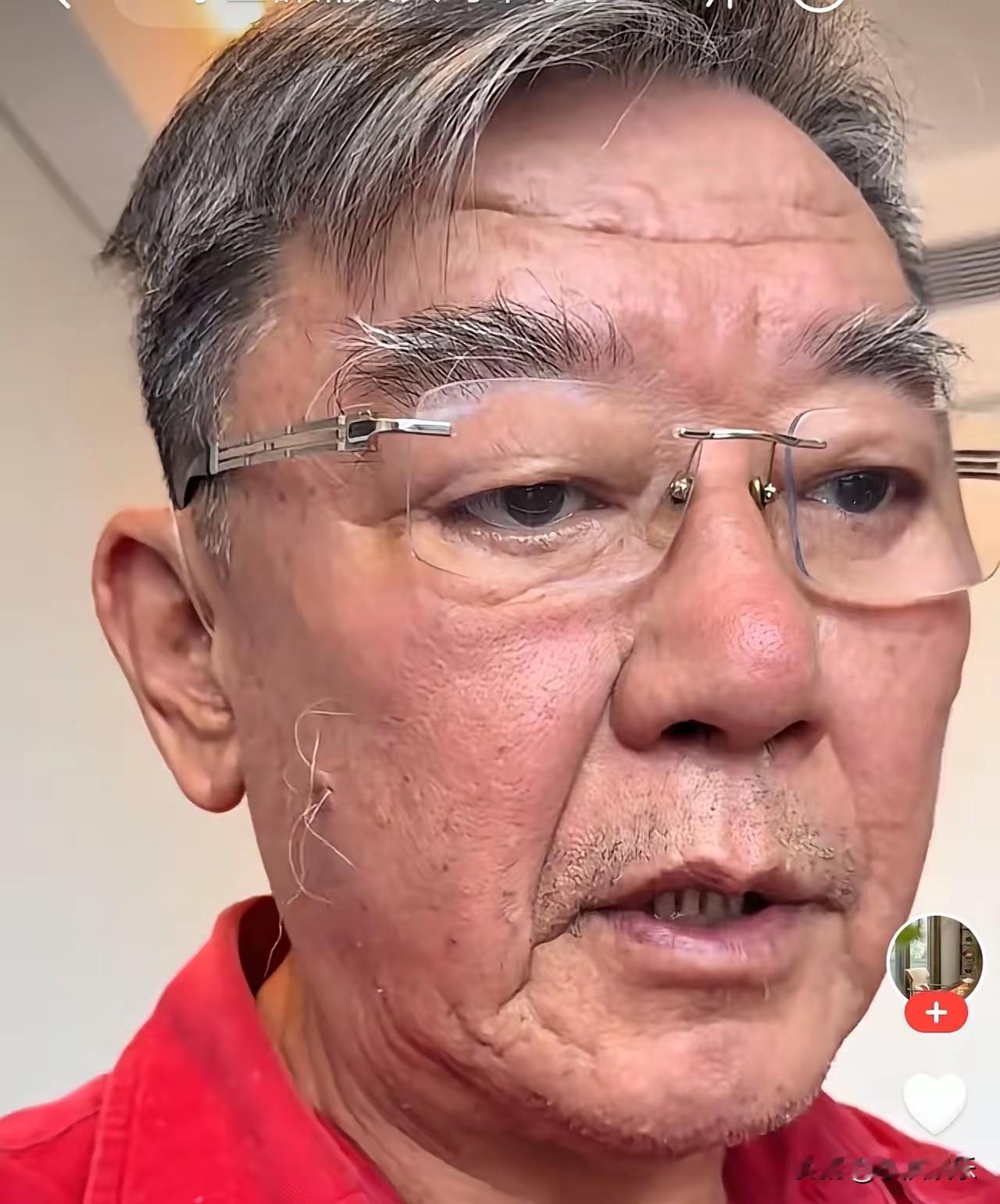 李立群这下着急了，

李立群作为演员，虽然这几年一直活跃在自媒体平台带货，但是终