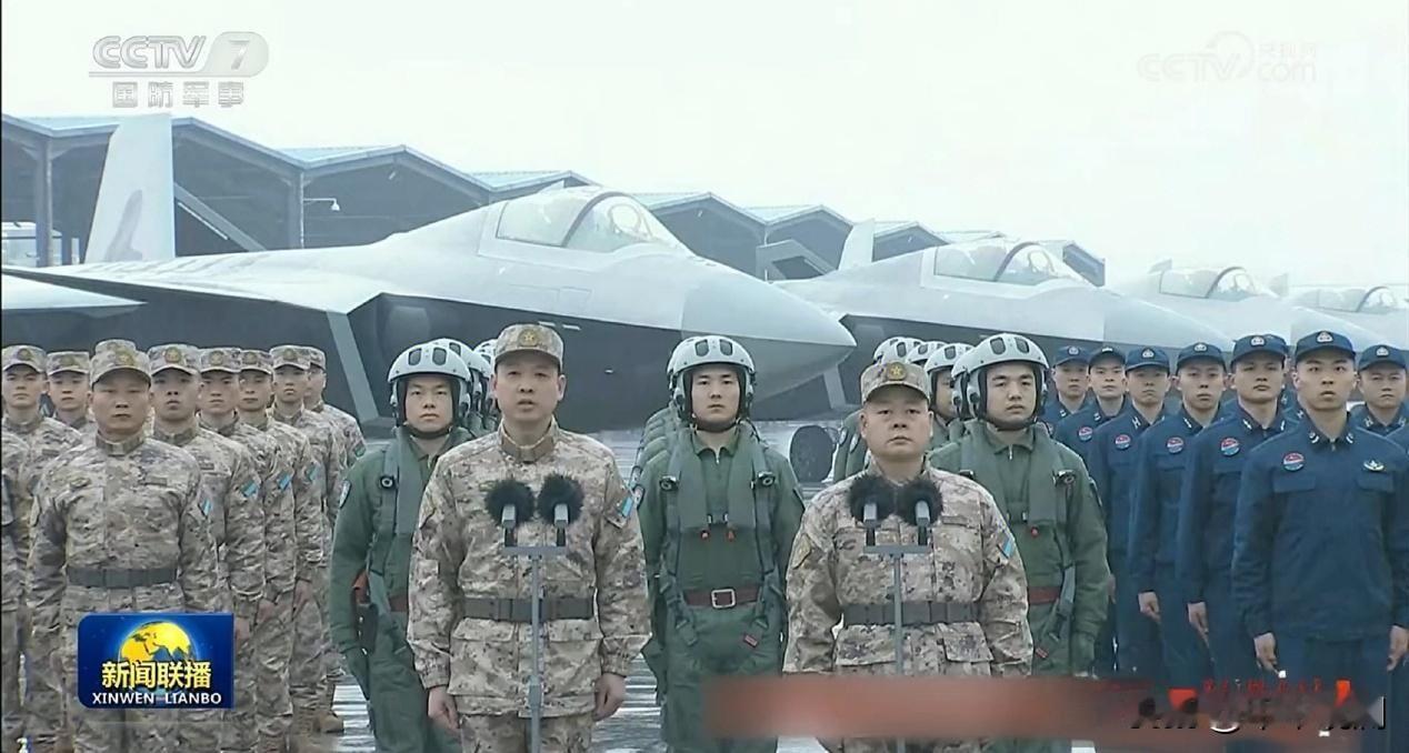 2030年中国有1000架歼20够吗？1000架歼20听着不少，五大军区分一分每