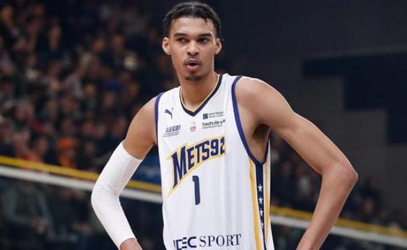 为了得到文班亚马
马刺和其他球队当年有多拼？
 
2023年的NBA选秀，从一开