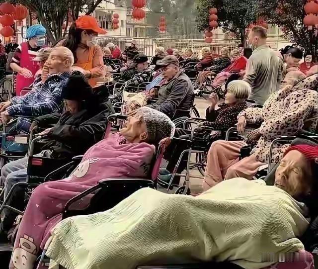 如果这是我们的晚年，何不曾现在对自己好点！