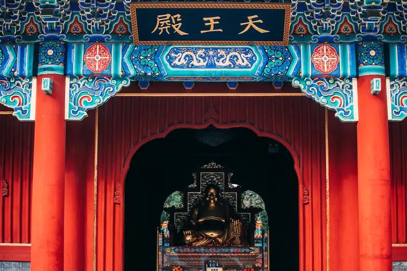 上联：王不出头难为主；求下联：？大不加一不为天