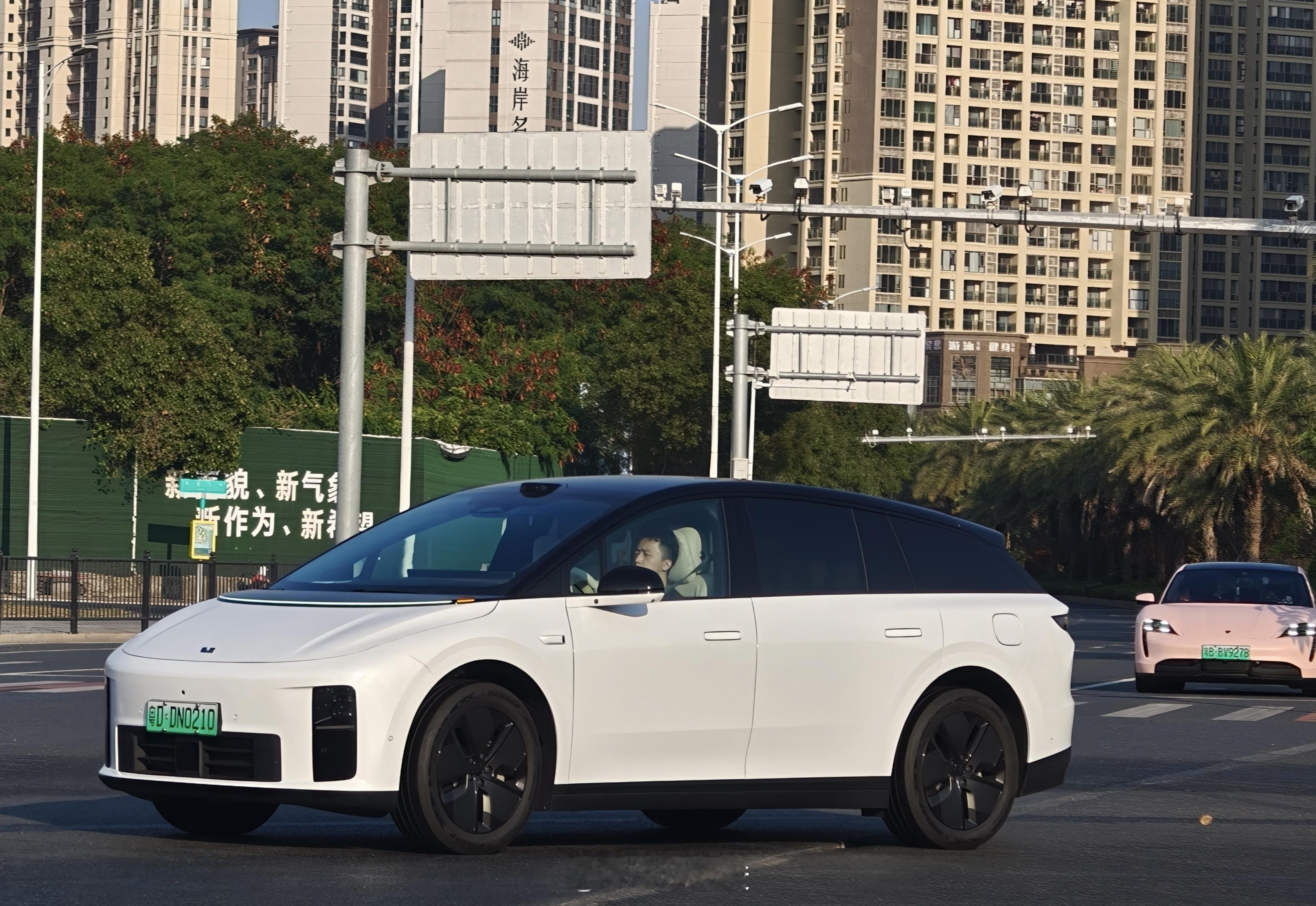 汕头真的好多理想i8，在这边待了几天，每天甚至每次出去都能见到 汕头