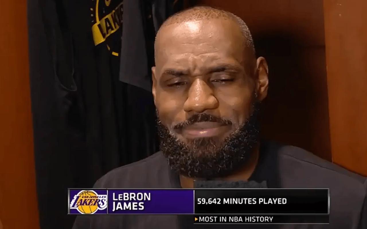 超长待机王，历史就只有这一个！詹姆斯的职业生涯总出场时间为59642分钟，NBA