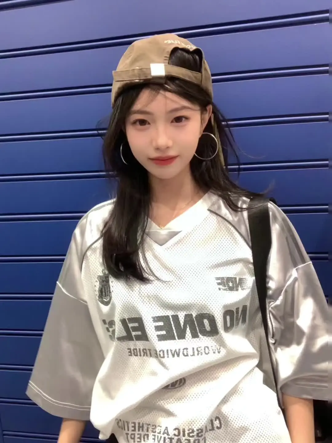 谁给我馒头 谁给我拳头我会记得清清楚楚