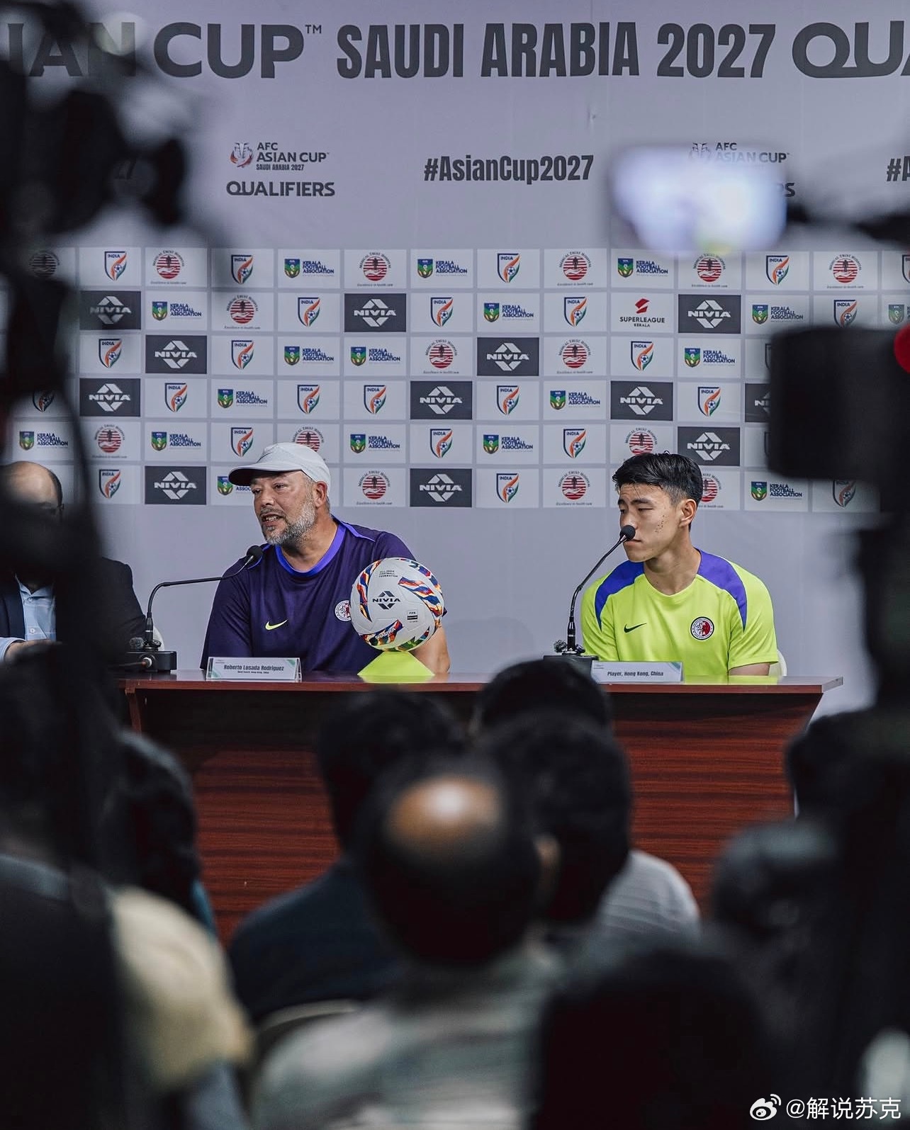 可可爱爱但是，咱下次能再拍好点嘛