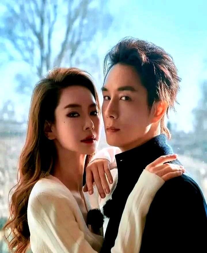 戚薇李承铉这波操作真的绝了，居然躲进卫生间搞“约会”？
乍一听觉得离谱，细品全是