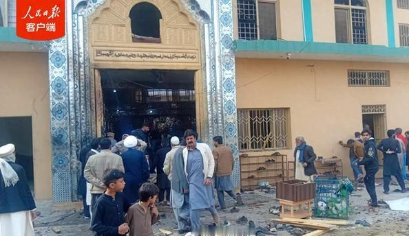 当地时间2月6日下午，巴基斯坦首都伊斯兰堡塔尔莱地区的赫地加杜鲁·库巴拉清真寺发