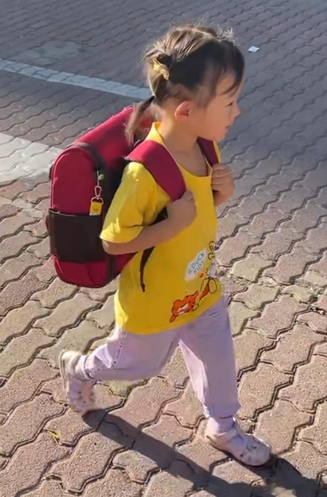 #糖糖的饭饭##科学育儿营养护航# 糖糖连续三天去幼儿园待半天，吃完中午饭接回来