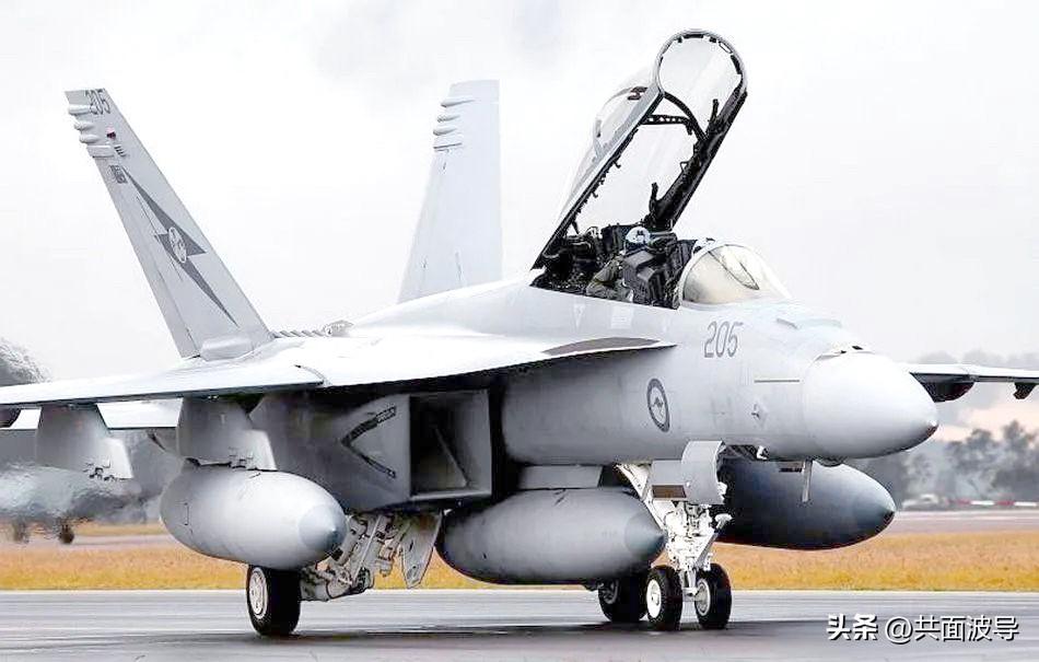 丧事喜办，美国还给自己脸上贴金，之前美国声称三架F15是被地面防空导弹击落的，现