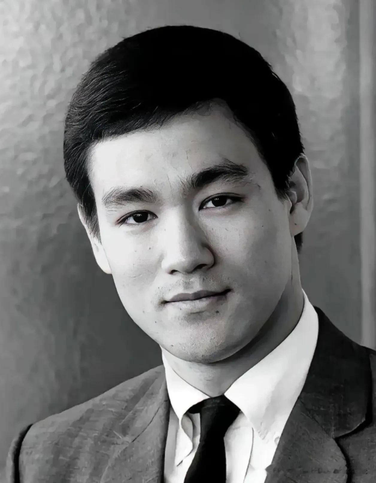 历史性一刻！加州正式设立“李小龙日”，他成为首位获此殊荣的华裔美国人

38票赞