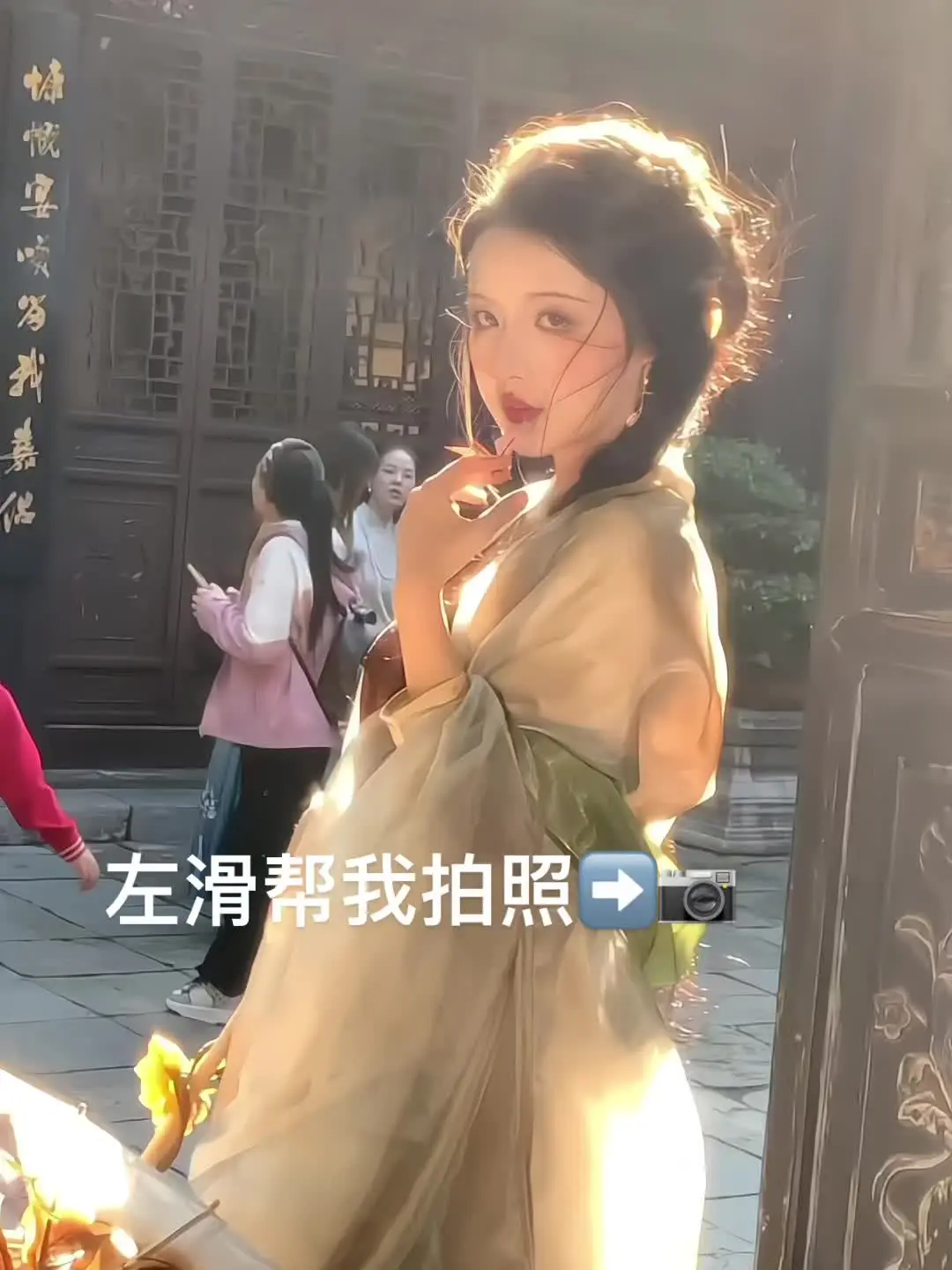 “秋天都在歌词里”