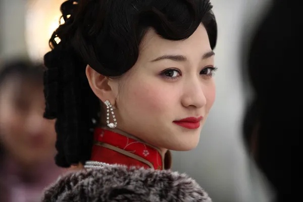 哈哈哈哈哈终于有人注意到我们苏樱小作精了？「替身界的泥石流」「不爱男主只爱钱的笨