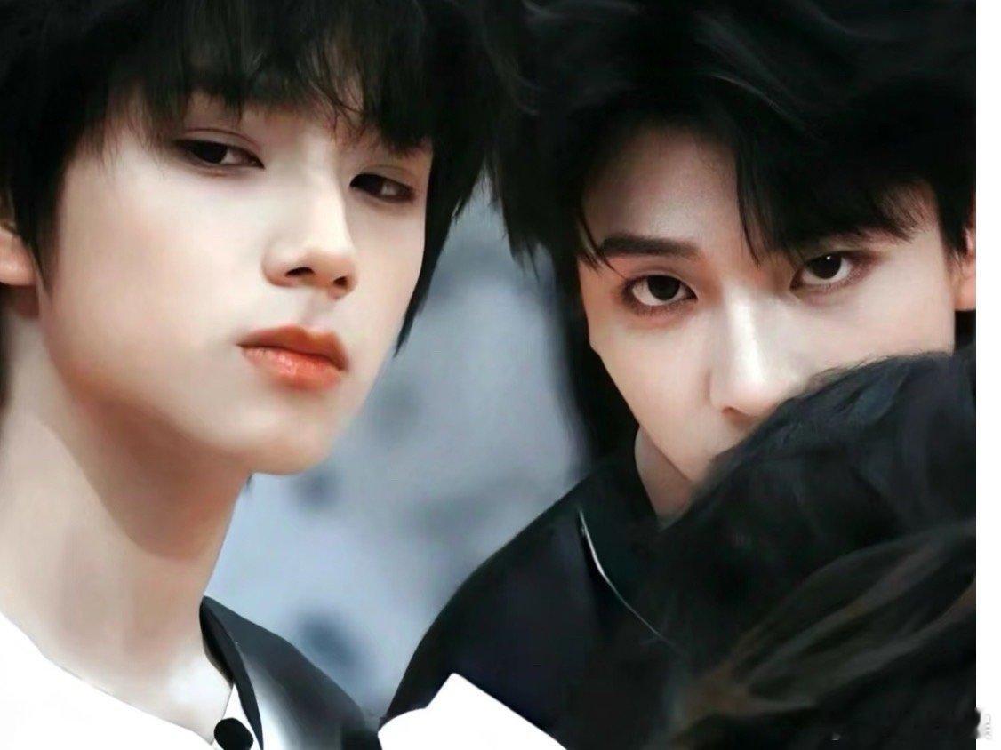 王橹杰穆祉丞双人舞台强得可怕这能力俺已经很安心！你俩的舞台好好追穆祉丞