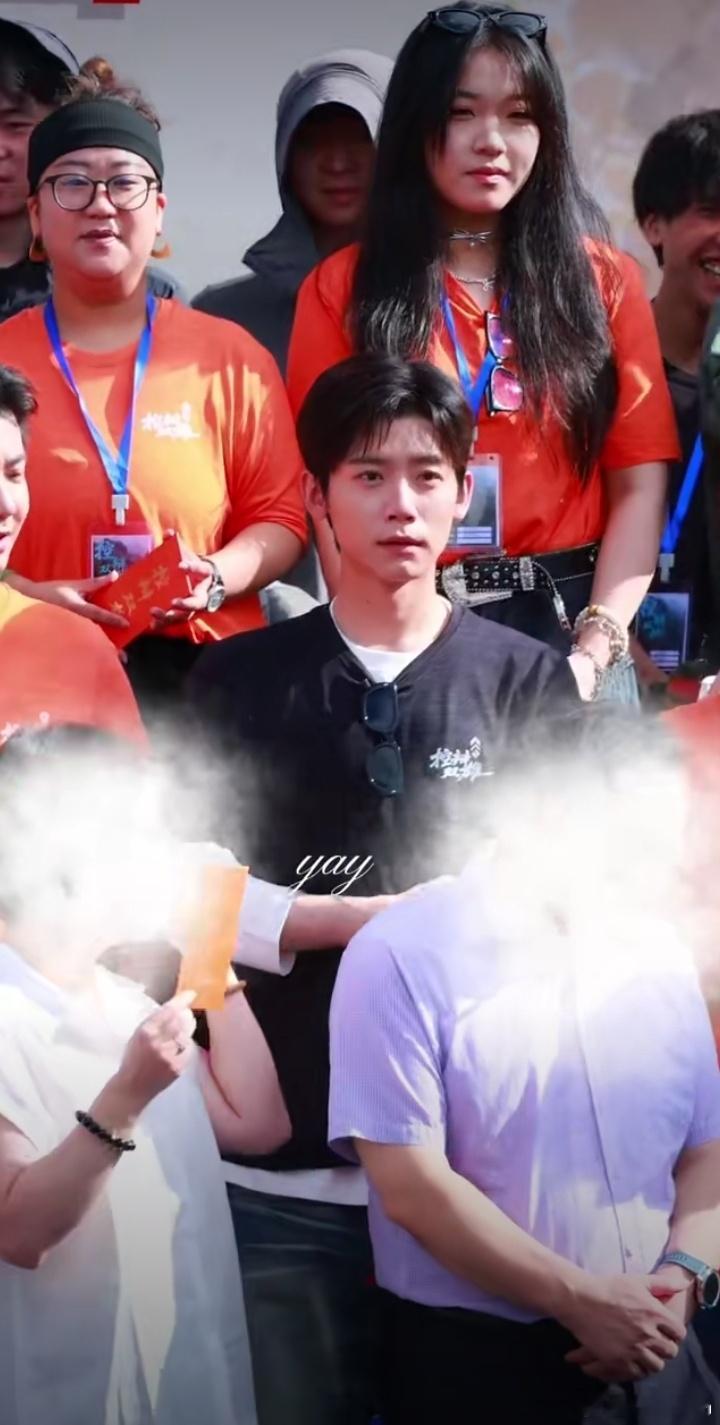 逐玉配角第一个飞升的是李卿这么努力学习李卿，他值得
