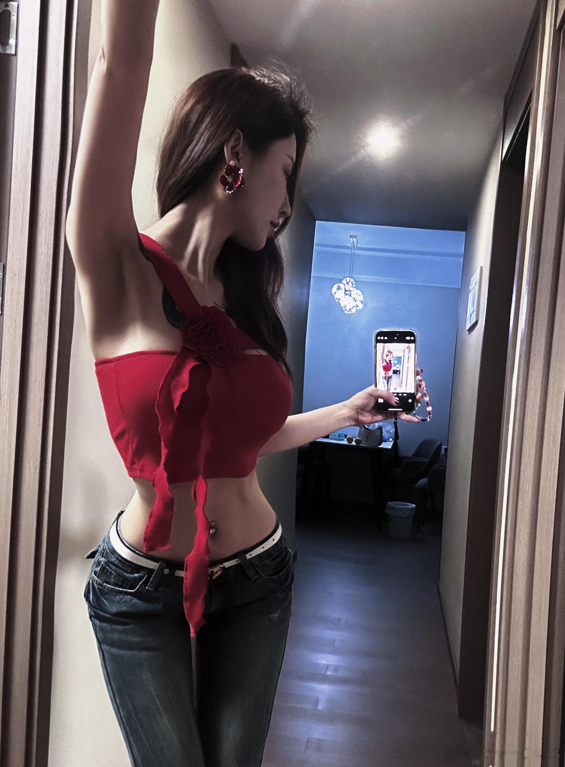 有一个健康的身体            和一颗感知清风明月的心  🍒 ​​​
