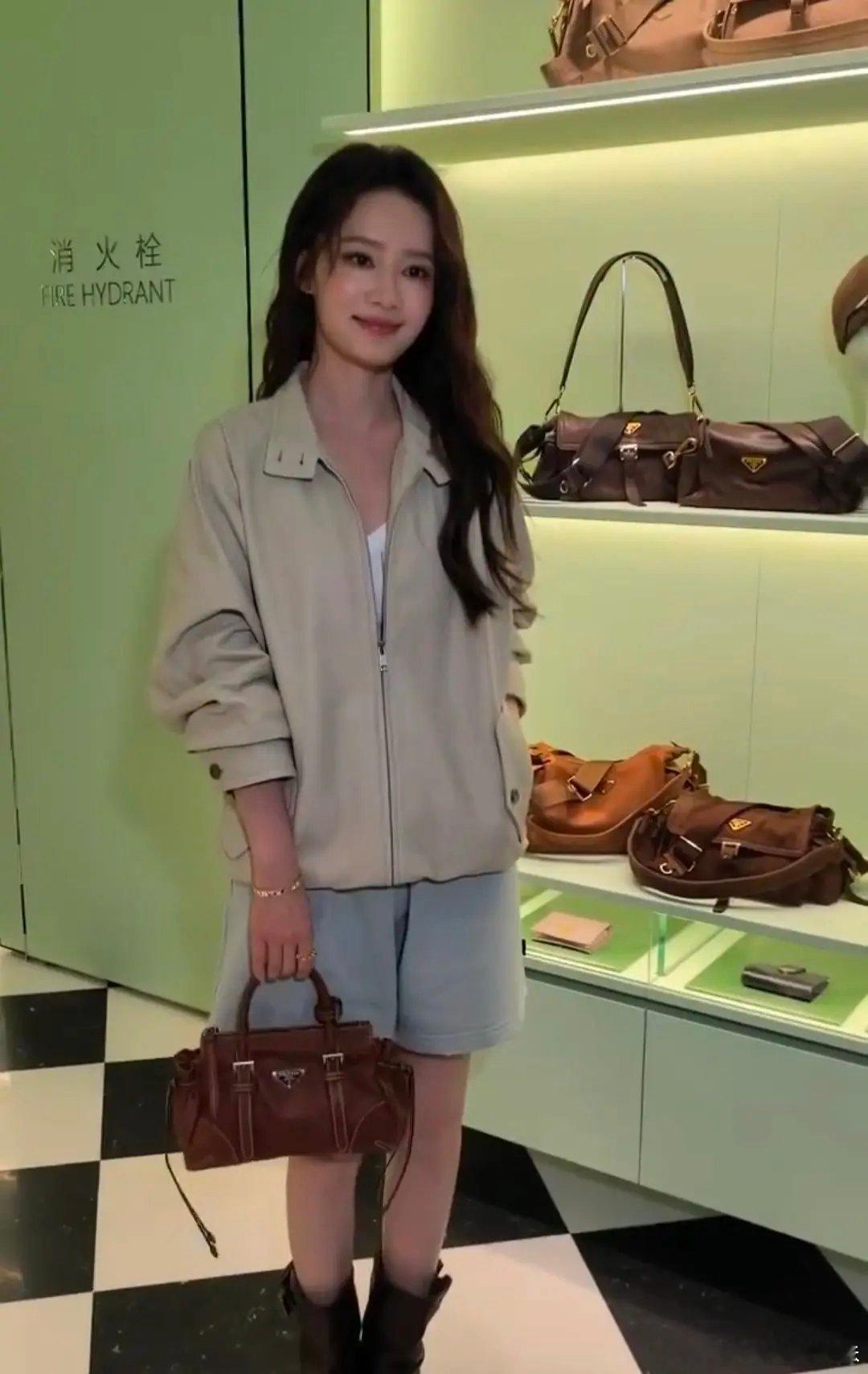 李沁新妆直接撞脸孙怡，这是巧合还是故意？ 