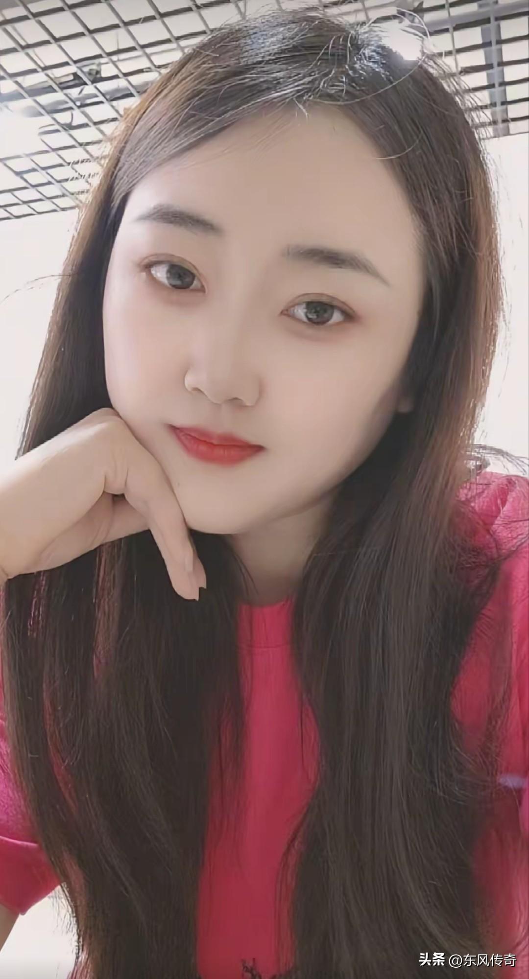 真正爱一个人，是什么样的感觉这是我追了五年的女人，五年的奋不顾身最后输的一塌糊涂