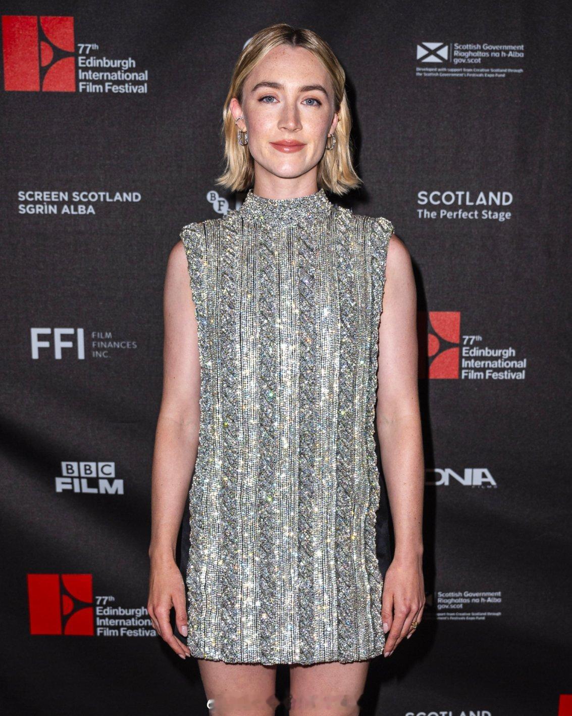 西尔莎·罗南(Saoirse Ronan)亮相电影《逃脱》爱丁堡首映礼‼️在近期