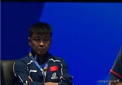 亚洲杯第 2 日：王皓对两人状态“很不满意”！

陈俊菘 ：陈俊菘以 0：3 负