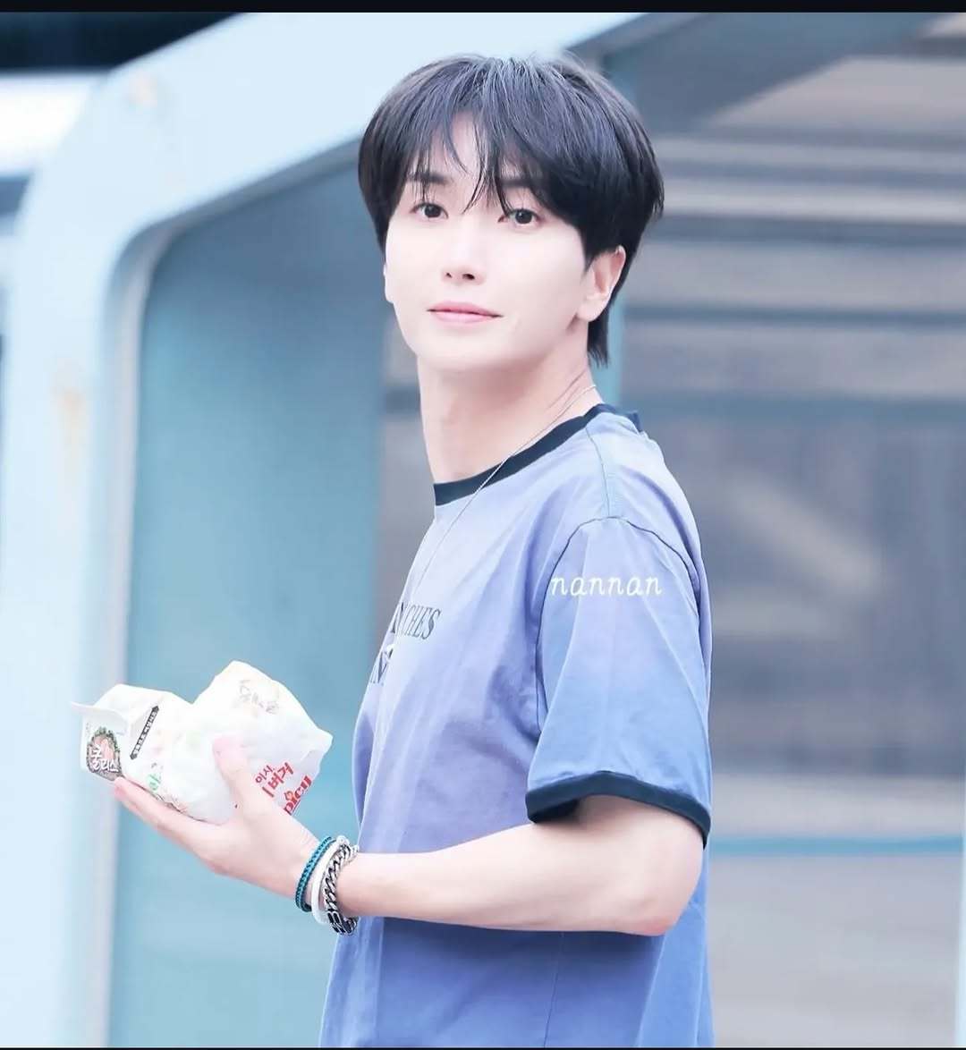 “CB百蓝_。260724利特 IG更新：终于开始巡演了💙💙💙💙💙❤️