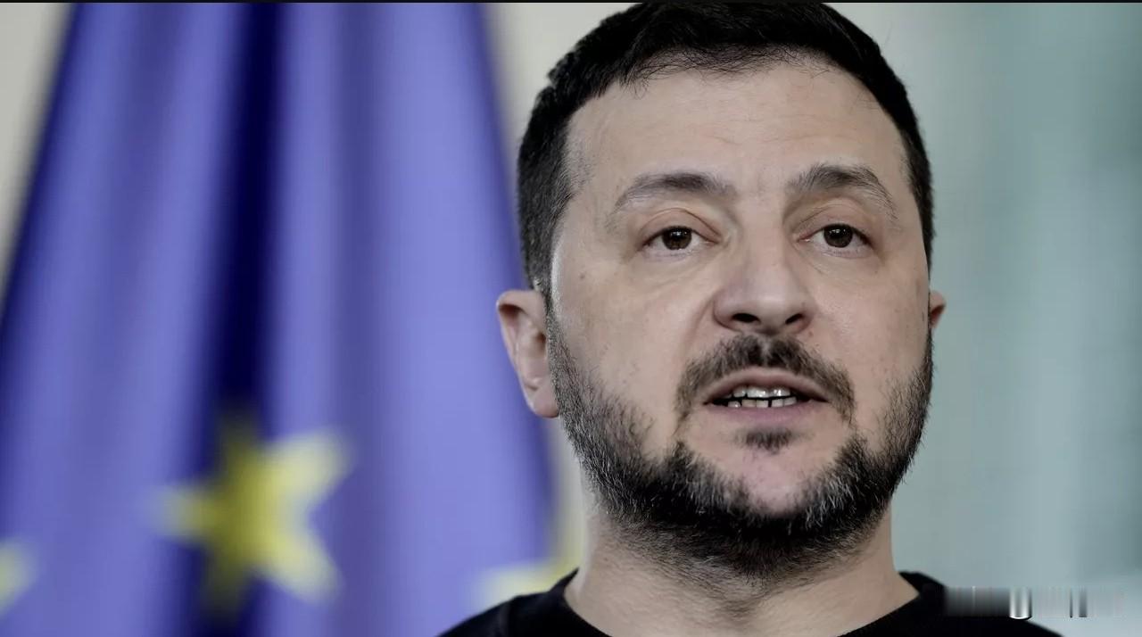 11月21日 据《金融时报》援引乌克兰官员的话称，美国希望弗拉基米尔·泽连斯基在