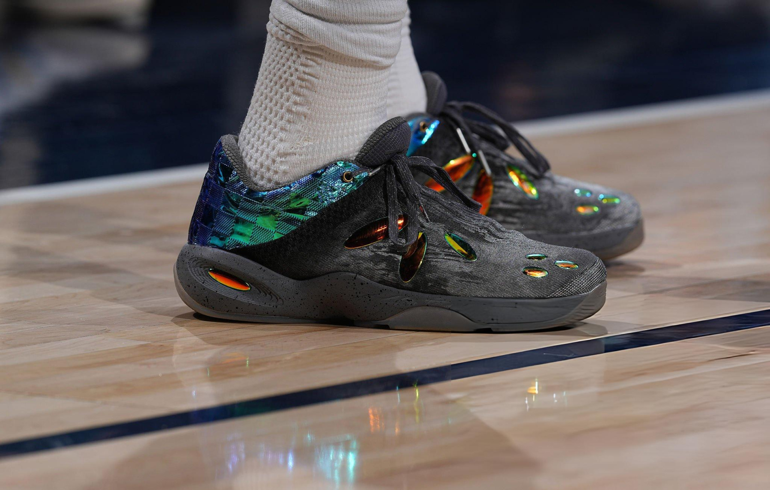 Jaylen Brown再次上脚741 Performance Rover PE