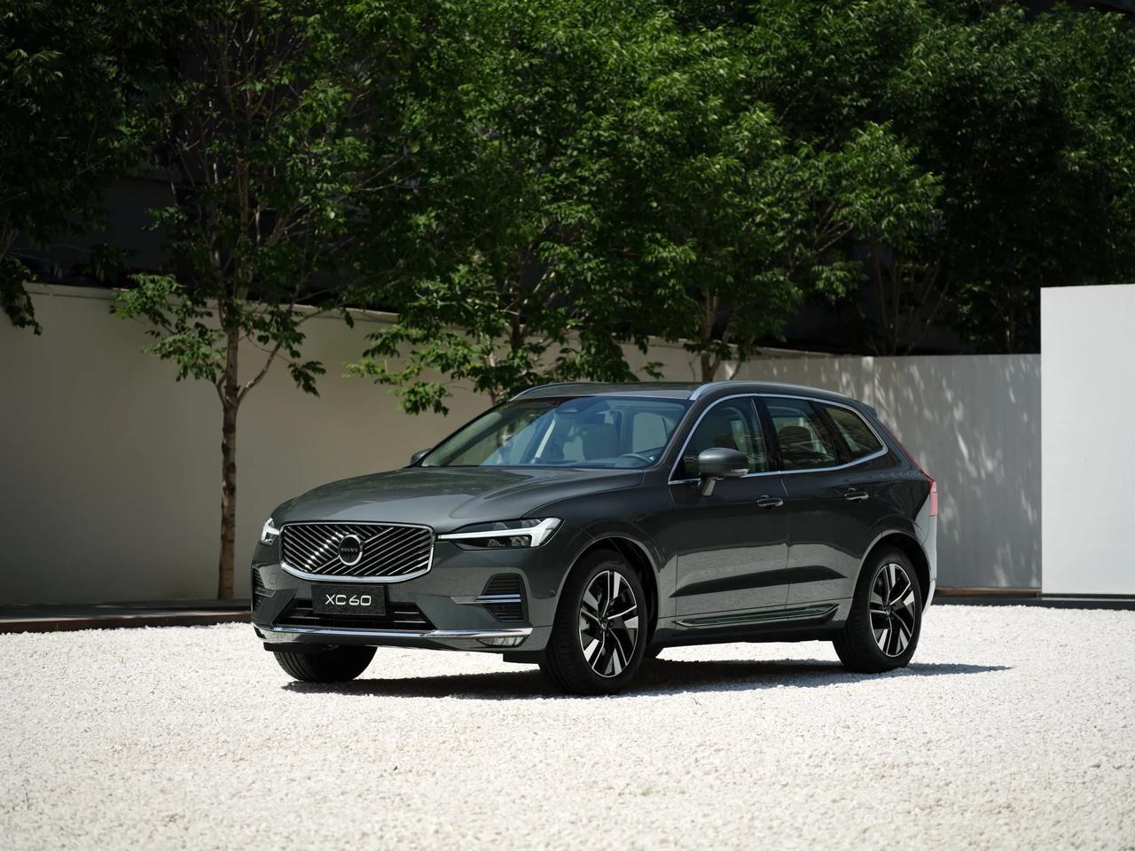 在沃尔沃全新XC60上，我看到了沃尔沃对家庭的承诺。

2008年，沃尔沃XC6