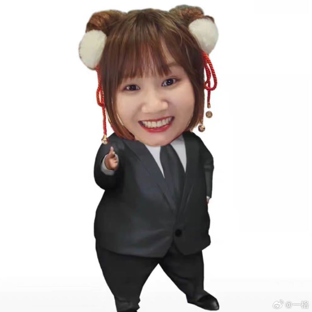 评论，抽一位靓仔早晨加鸡腿🍗群友在聊买彩票，我想着那还不如抽个奖，起码还有人夸