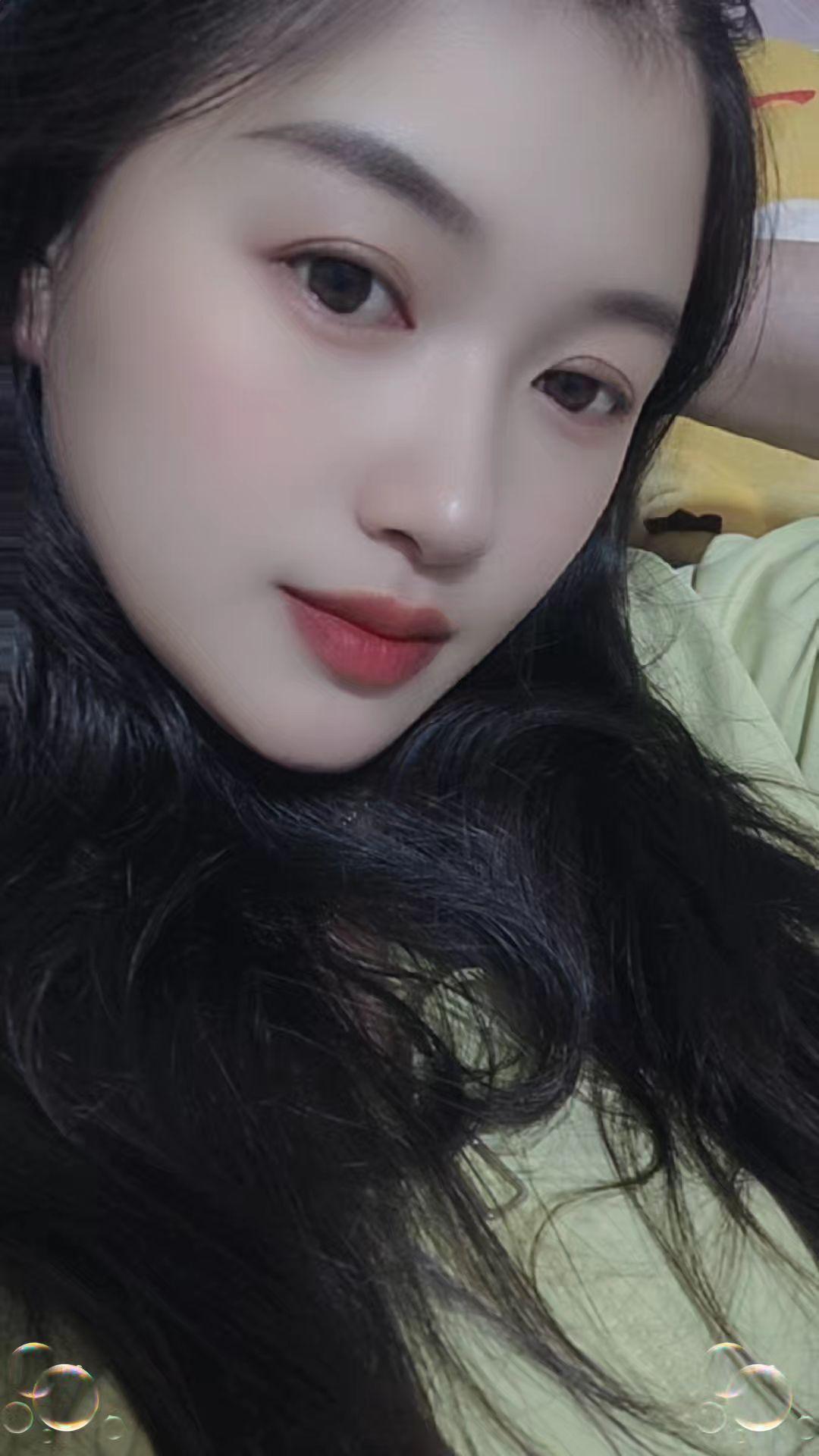 以前睡不着，是单纯的睡多了，现在睡不着是，因为环境，因为人，因为事，因...