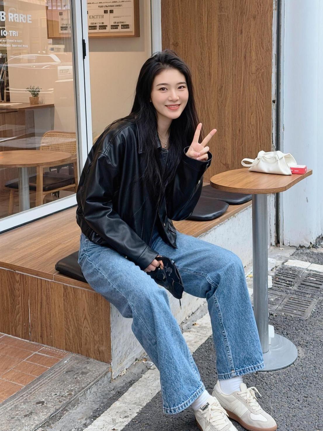 不可以喜欢我，不可以给我点赞，看我也不行，我怕你晚上睡不着 ，有害身体健康这也能