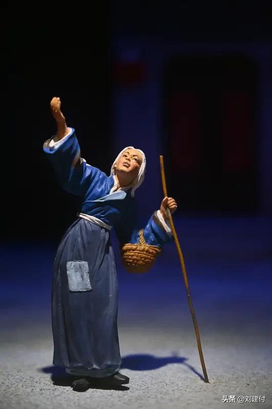 《红楼梦》刘姥姥扮演者沙玉华去世 《红楼梦》刘姥姥扮演者沙玉华走了
7月15号凌