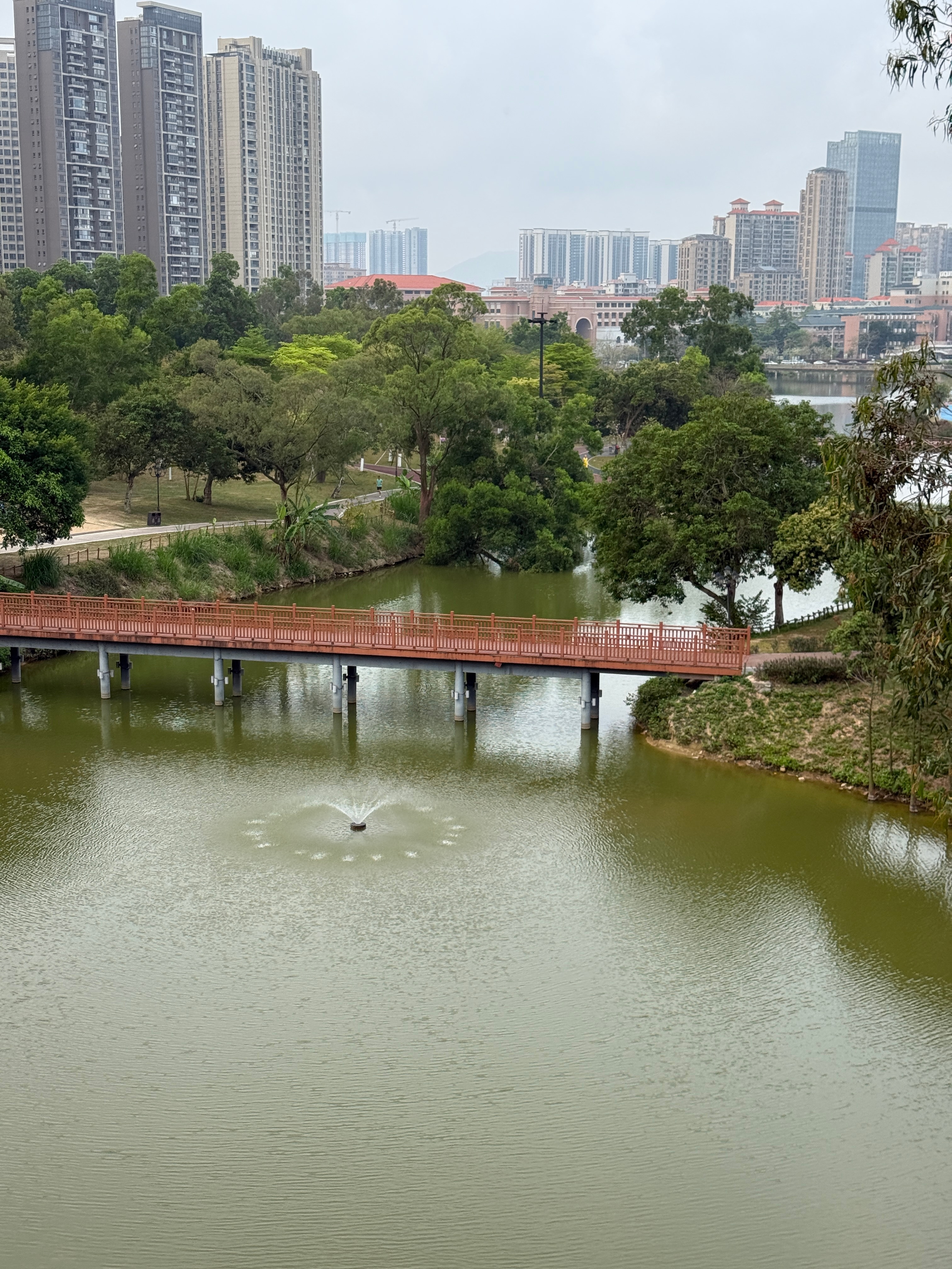 跑步兰州马拉松微博送你去跑马即刻开跑 691来珠海了，总要留下足迹酒店旁边就是一