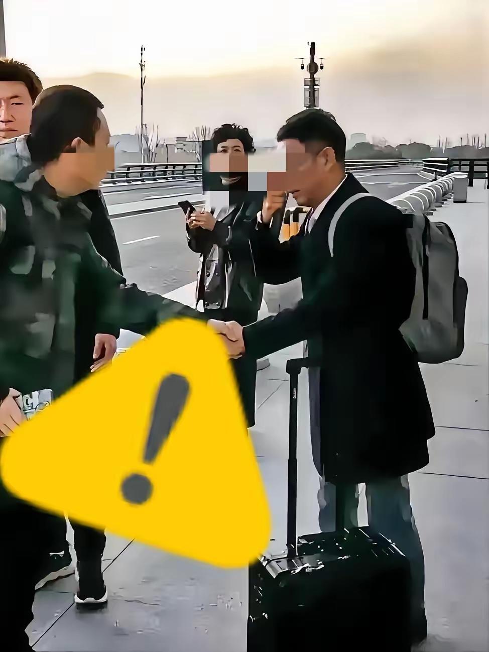 9人破门砸窗闯民宅围殴，60岁老人退无可退反击，反而被控故意伤害？长治这起案子的