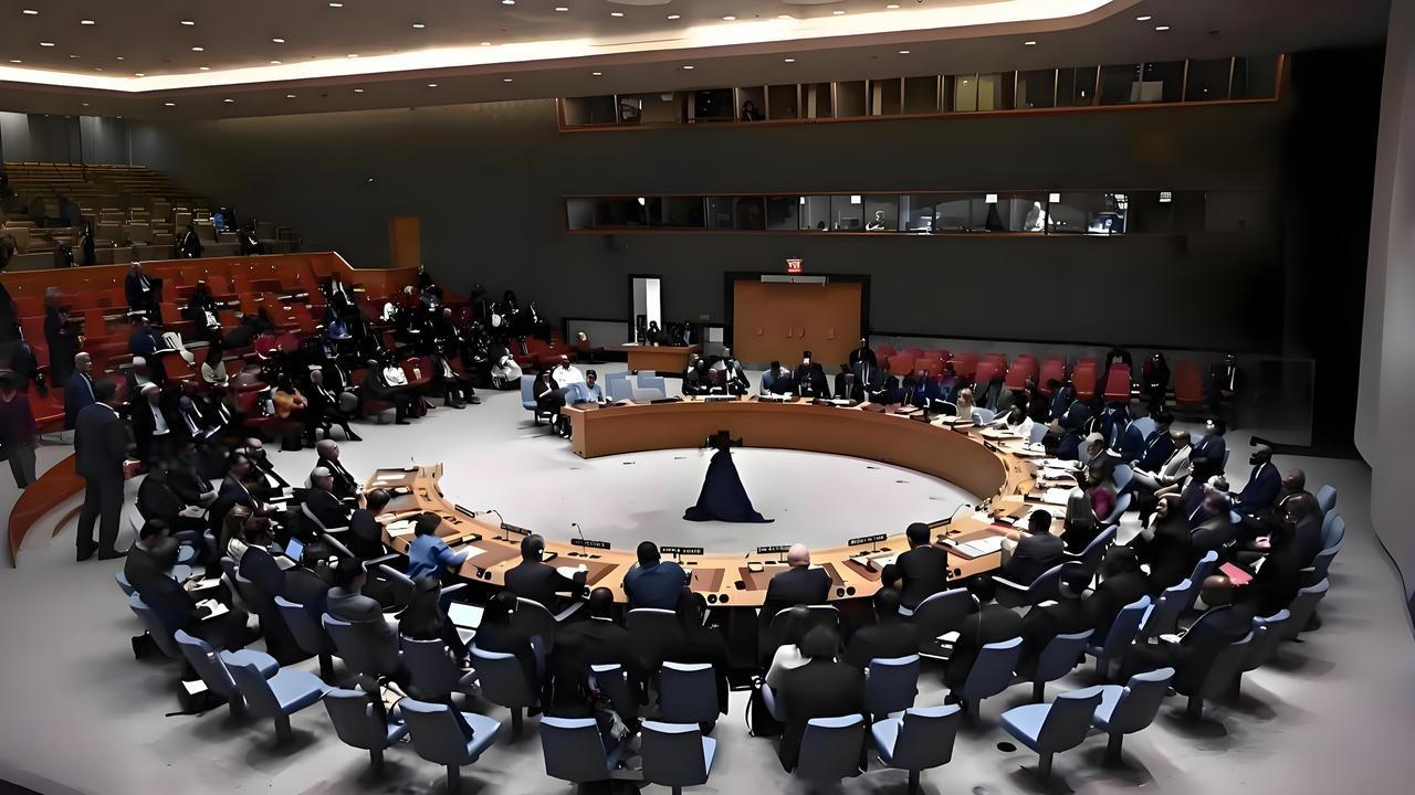 中方代表霸气硬刚以色列！公开力挺巴勒斯坦独立建国，直言战乱不该是百姓宿命，要求对