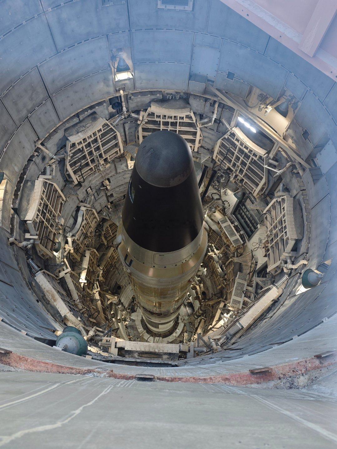 全世界唯一能参观的洲际战略核导弹地下发射井，冷战时期，泰坦二号核弹道导弹随时准备