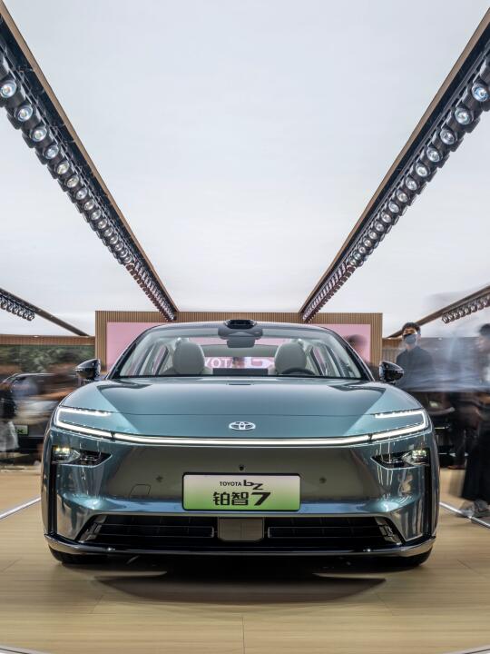 逛车展，如何构图拍出刷爆朋友圈的作品？