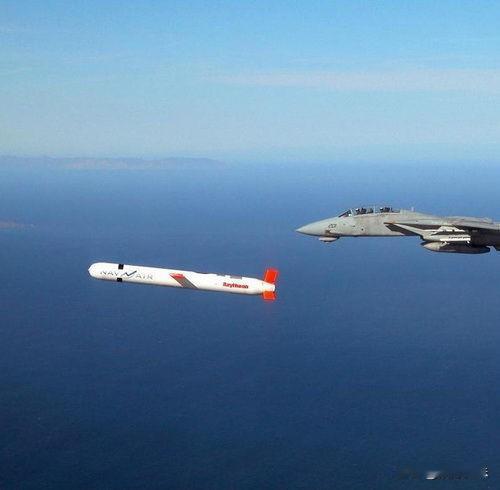 10月21日，俄罗斯成功试射了一枚海燕核动力巡航导弹，理论射程2万公里，测试射程