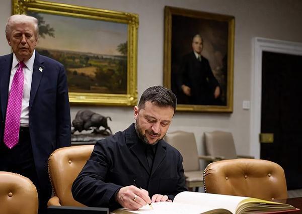 泽连斯基是一年内访问美国最多的总统之一，这不他又要到美国去了，这是他2025年第