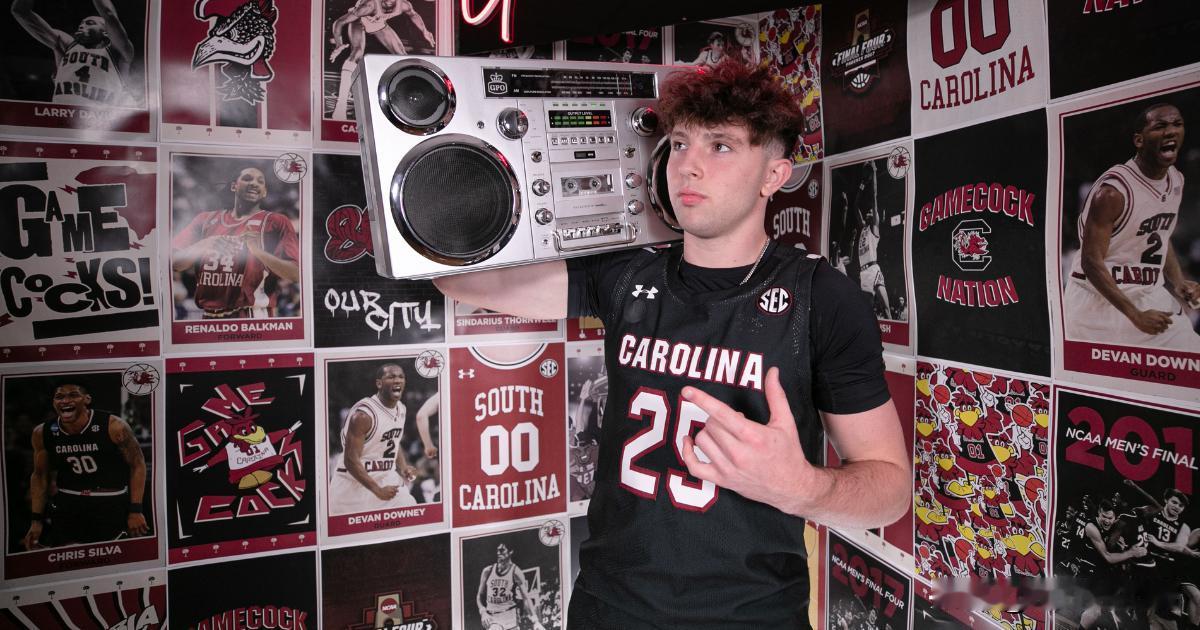 2025级四星控卫艾利-埃利斯（Eli Ellis）承诺加盟南卡罗来纳大学，他拒