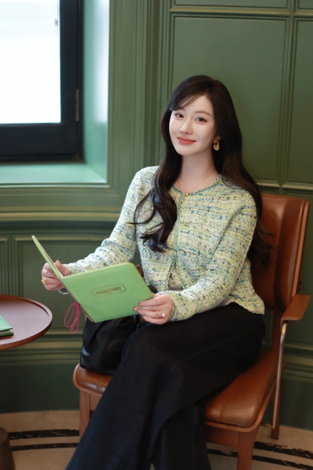 ✨岁末快乐公式：斜刘海+小香风