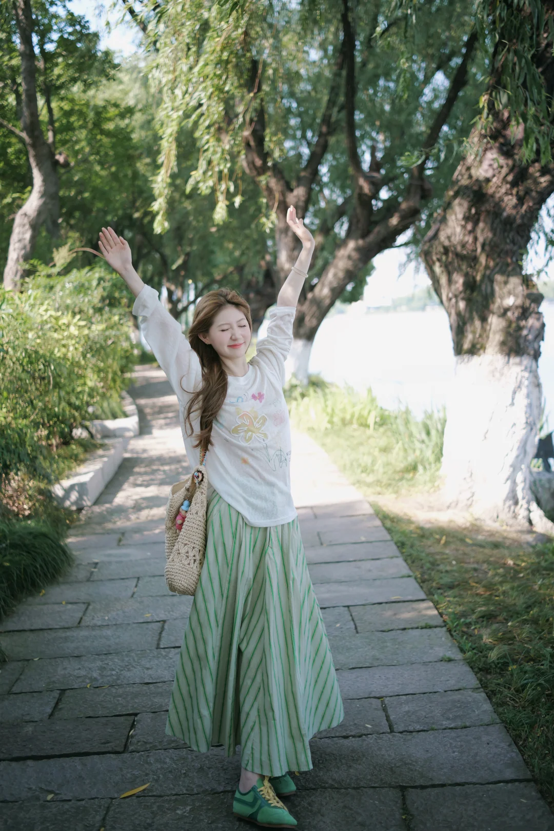 阳光下，是绿色的夏天🍃