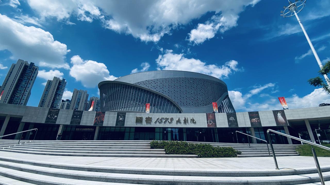 落幕川南空白，国窖大剧院为泸州焕新而来
 在平常对网络信息或与朋友的闲聊中，不难